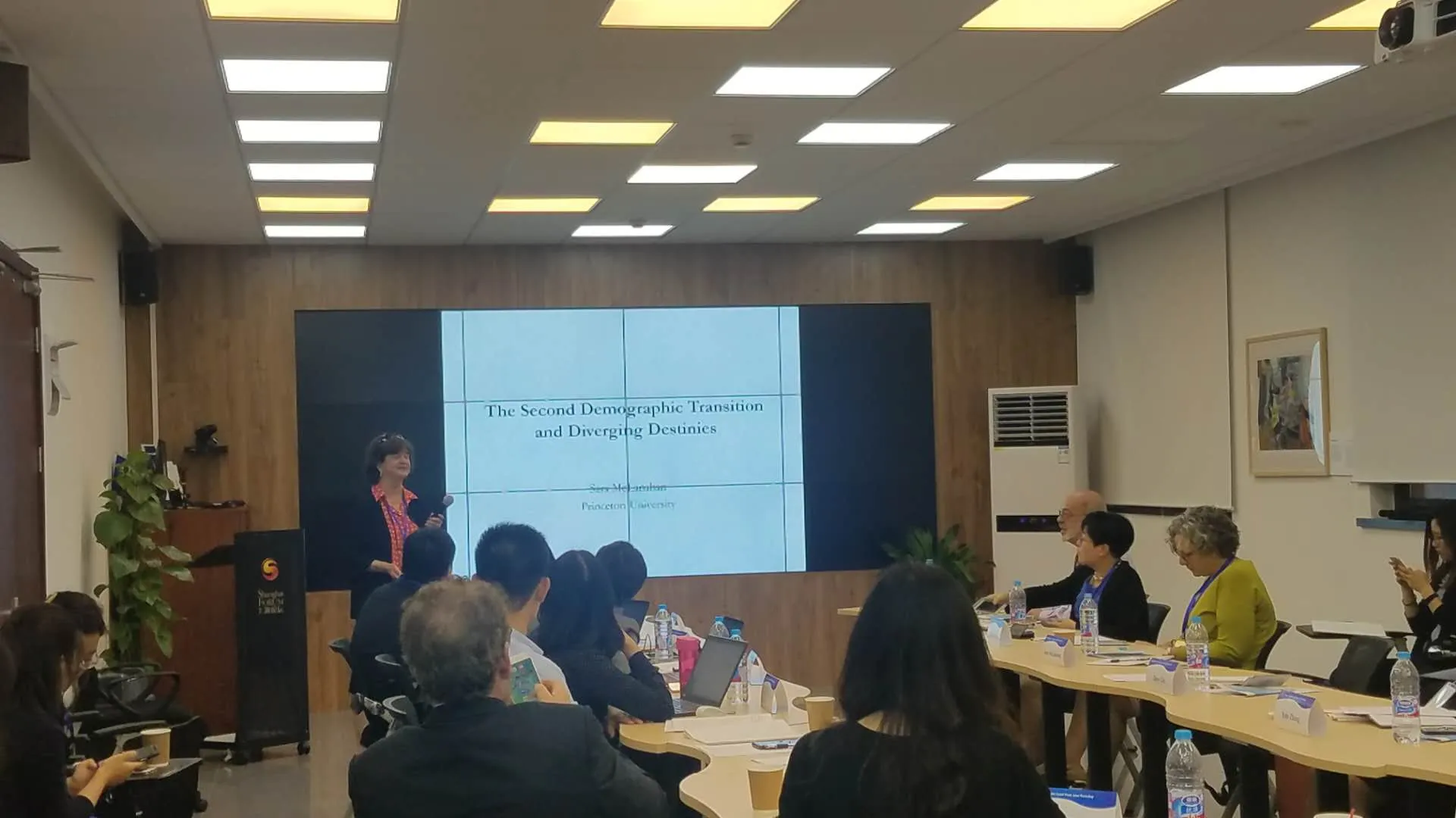Sara McLanahan Presenting