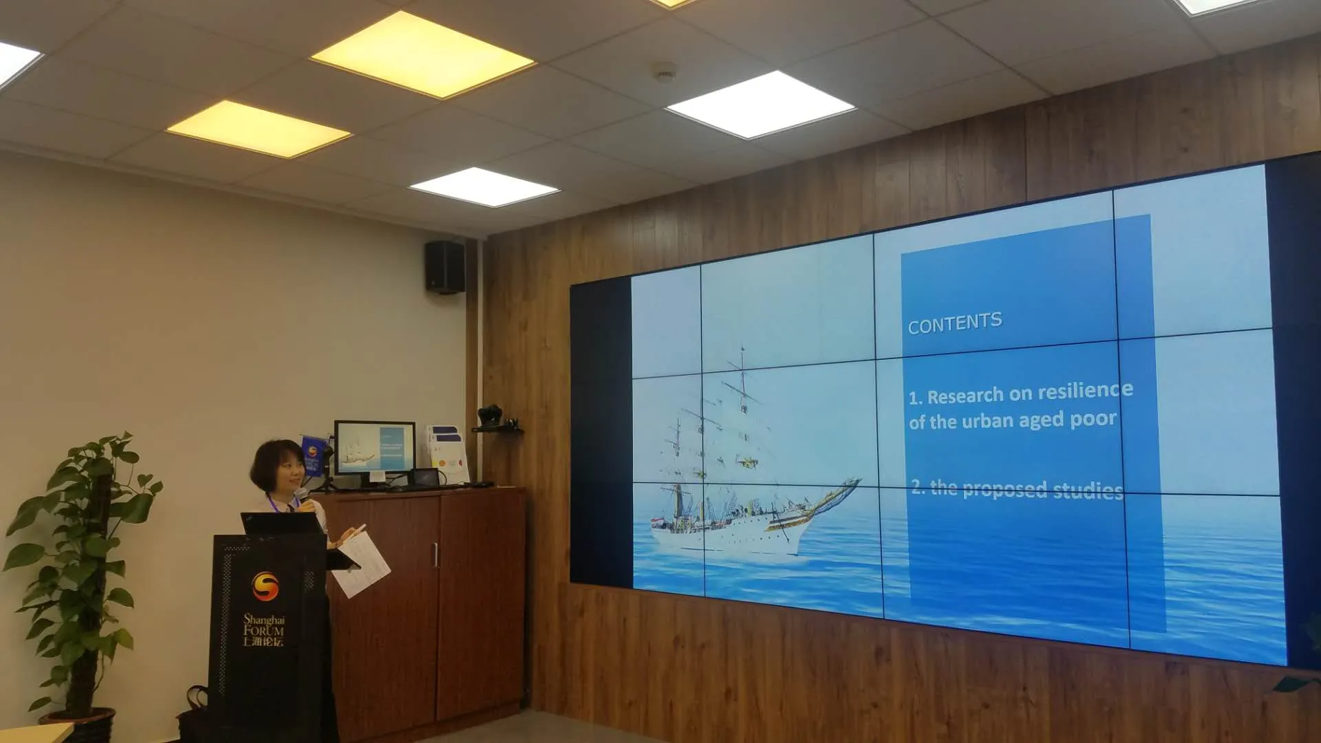 Yanyan Chen Presenting